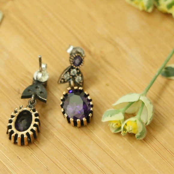 925 Sterling Silver Cubic Zirconia Stones Earrings - Picture 8 of 8